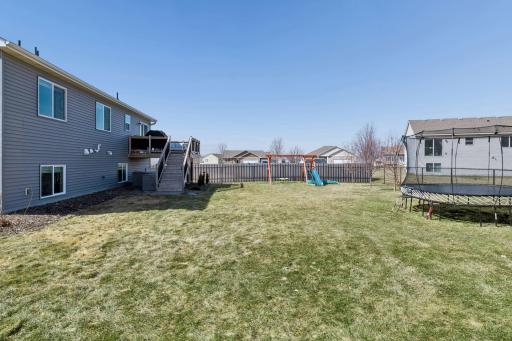 940 Lakewood Trail, Young America, MN 55397