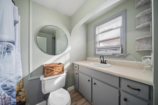 205 E 11th Street, Fairmont, MN 56031