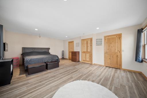 205 E 11th Street, Fairmont, MN 56031