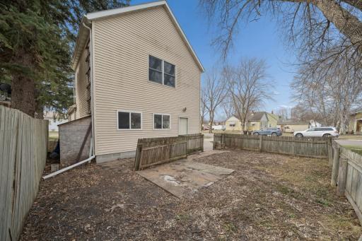 205 E 11th Street, Fairmont, MN 56031