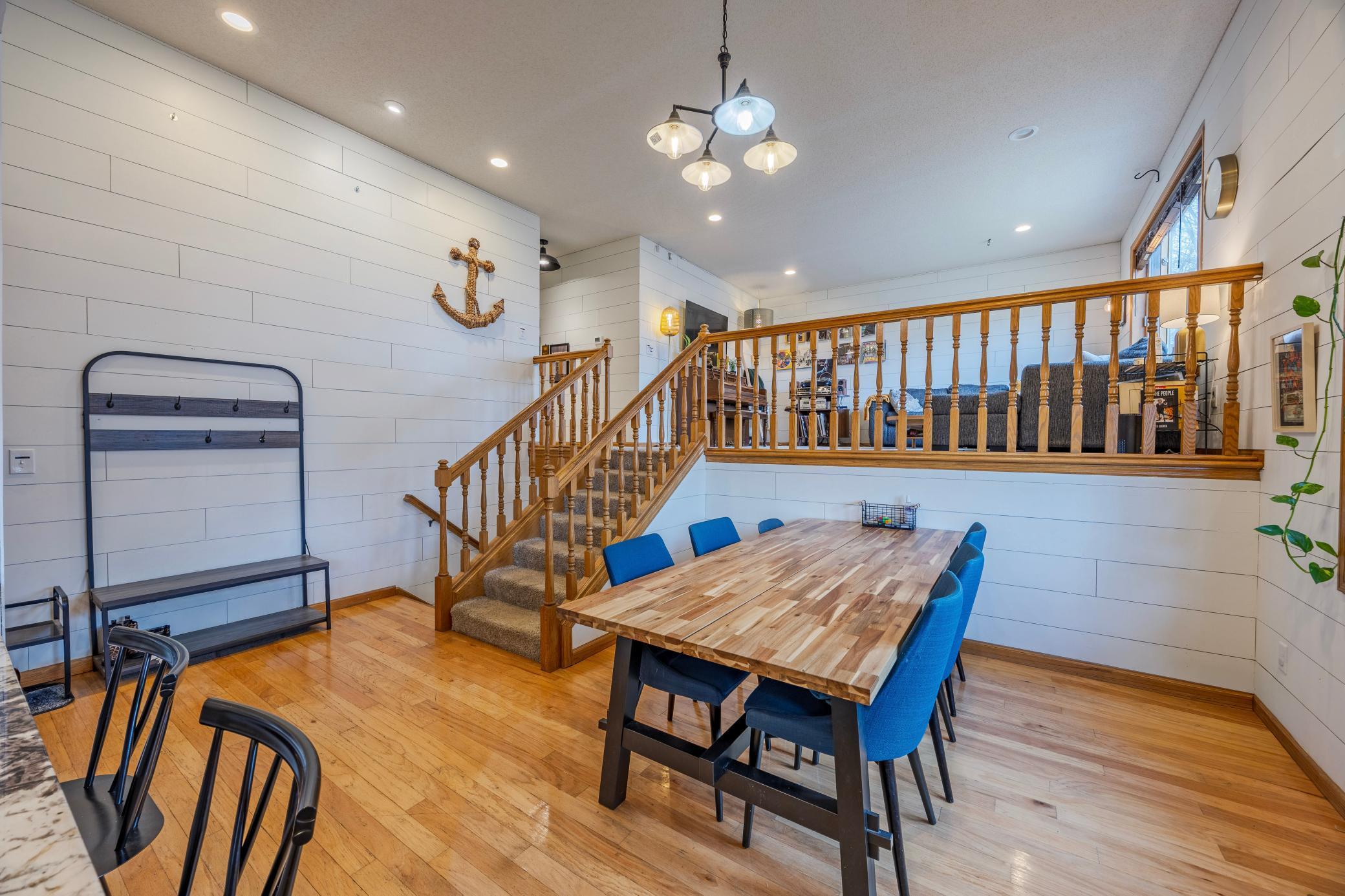 View from the dining room up the living room, such a bright home to enjoy your life in!
