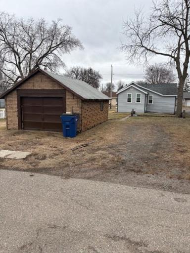 139 24th Avenue N, Saint Cloud, MN 56303