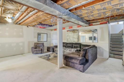 3102 8th Avenue N, Fargo, ND 58102