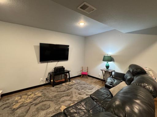 445 Lake Avenue, 104, Fairmont, MN 56031