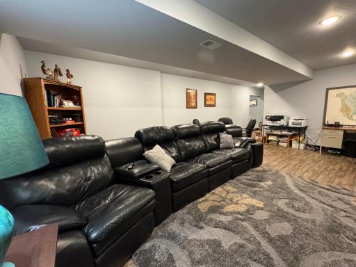 445 Lake Avenue, 104, Fairmont, MN 56031