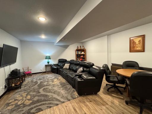 445 Lake Avenue, 104, Fairmont, MN 56031