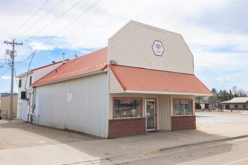 Menahga, MN 56464