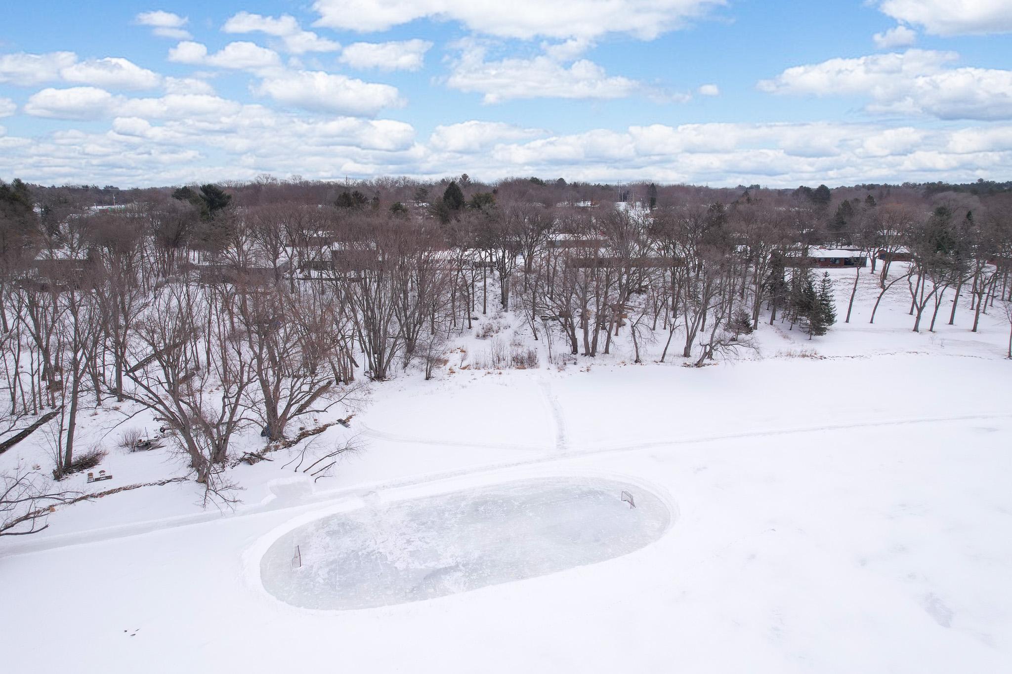 Ice skating memories to be made on the Mississippi!