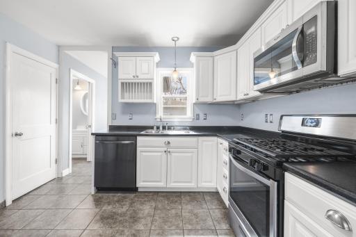 Bright and sunny kitchen!