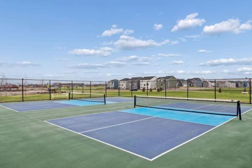 2040 Diamond Lane, Lino Lakes, MN 55038