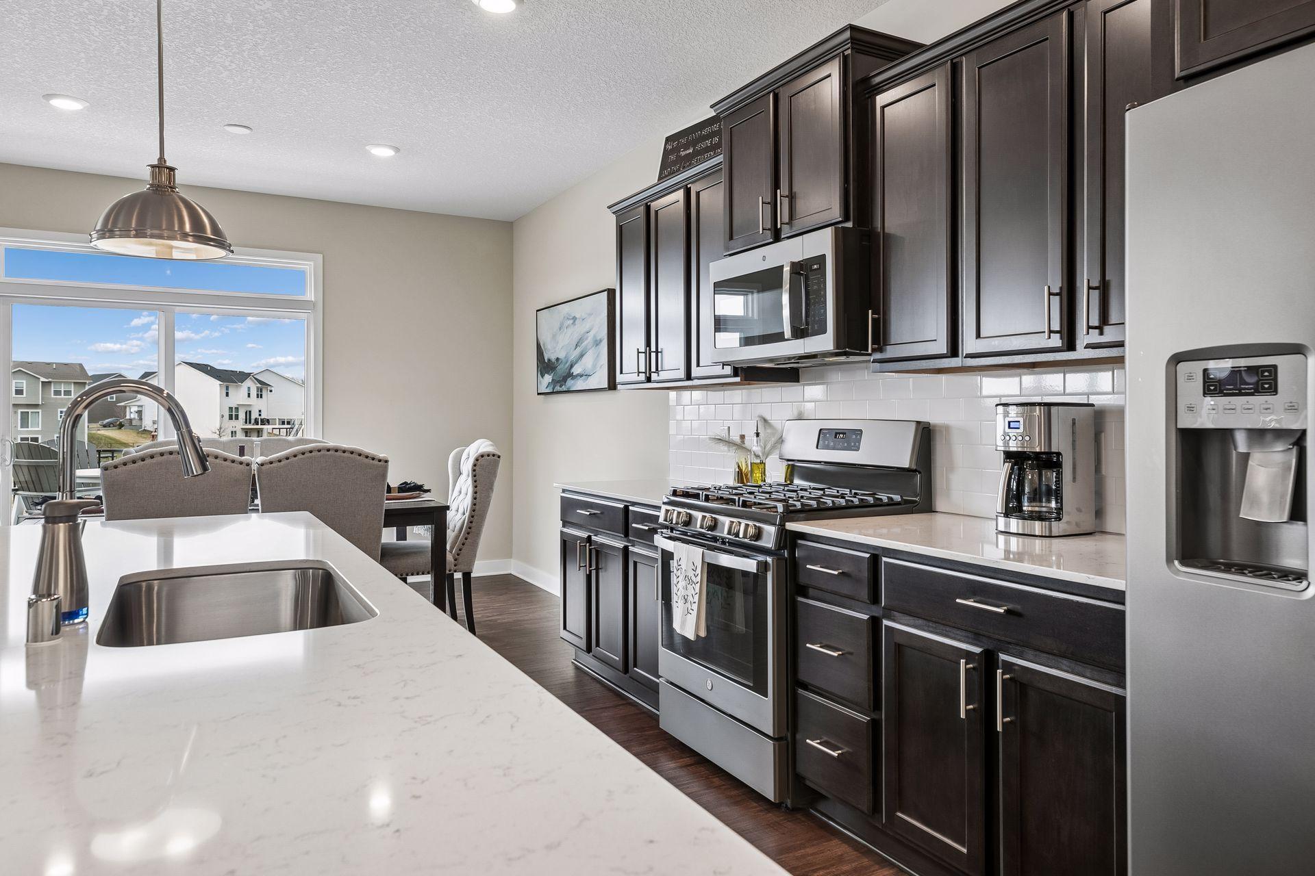 2040 Diamond Lane - Spacecrafting - 0024.jpg