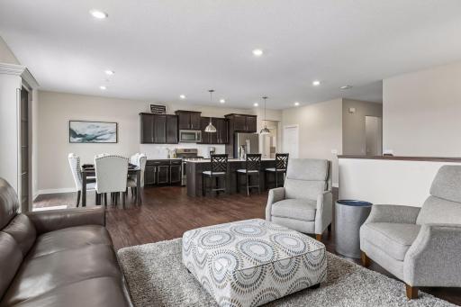 Beautiful Open Concept Floorplan - 2040 Diamond Lane