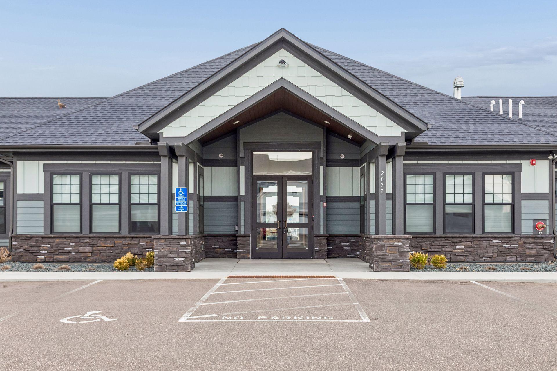 2040 Diamond Lane - Spacecrafting - 0066.jpg