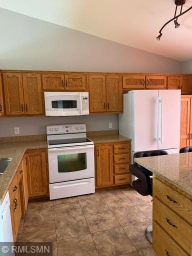 1048 109th Avenue NE, Minneapolis, MN 55434