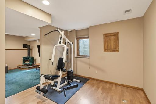 9585 72nd Street S, Cottage Grove, MN 55016