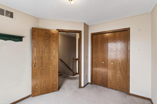 9585 72nd Street S, Cottage Grove, MN 55016