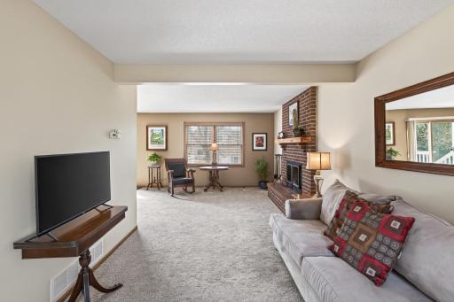 9585 72nd Street S, Cottage Grove, MN 55016