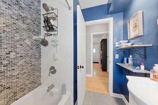 3209 Hampshire Avenue S, Minneapolis, MN 55426