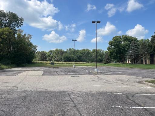 1100 E Broadway Street, Redwood Falls, MN 56283