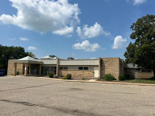1100 E Broadway Street, Redwood Falls, MN 56283