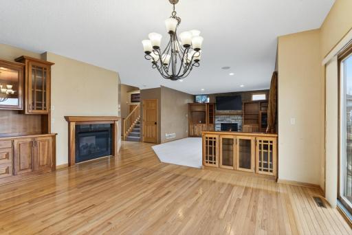 10502 Vera Cruz Drive N, Brooklyn Park, MN 55443