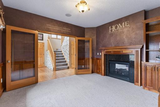 10502 Vera Cruz Drive N, Brooklyn Park, MN 55443