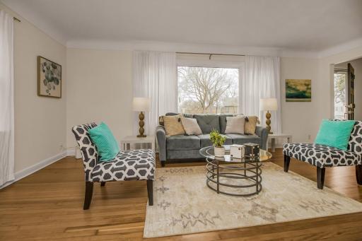 4556 Zenith Avenue N, Minneapolis, MN 55422