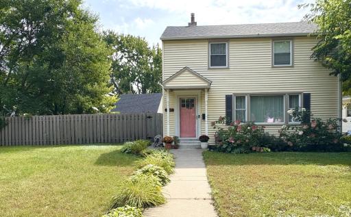 4556 Zenith Avenue N, Minneapolis, MN 55422
