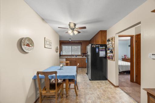 32-web-or-mls-1967 County Rd D-31.jpg