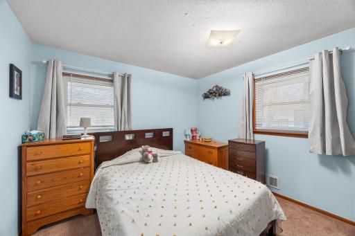 44-web-or-mls-1967 County Rd D-91.jpg