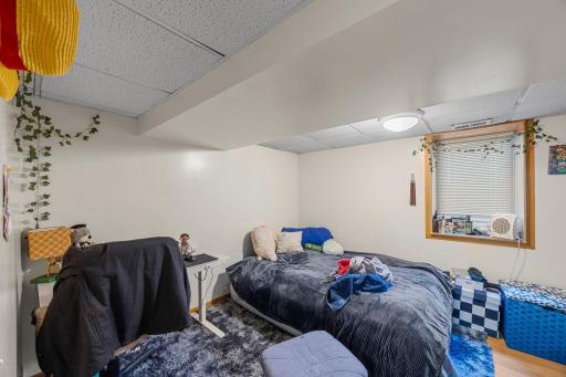 22-web-or-mls-1967 County Rd D West-120.jpg