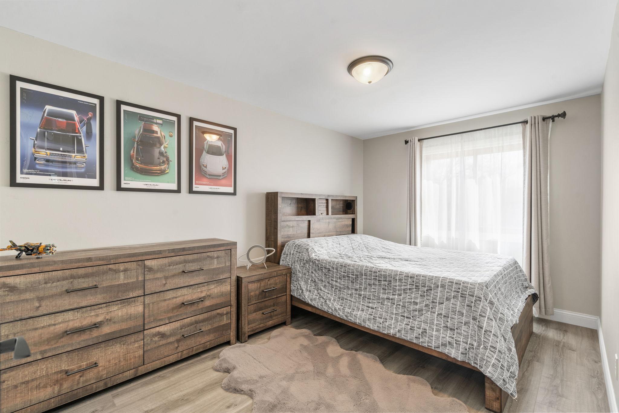 2nd bedroom on upper level.