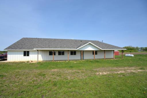 One-Level living set up as duplex with 3BR/2BA each side