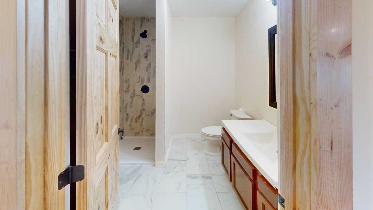 Unit 2 -3/4 bathroom