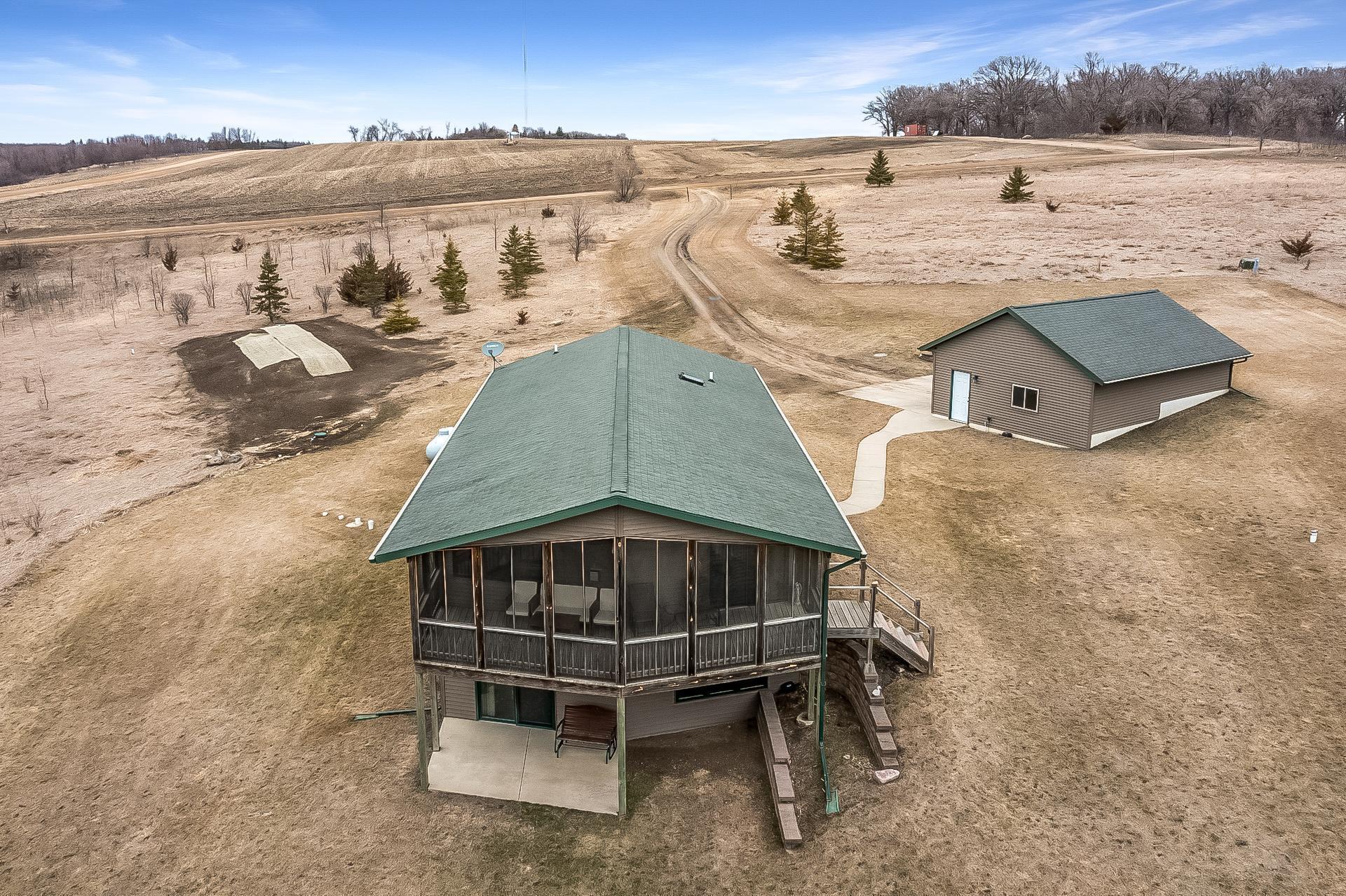 Gently sloping yard leading to the lake—perfect for outdoor enjoyment and lakefront activities.