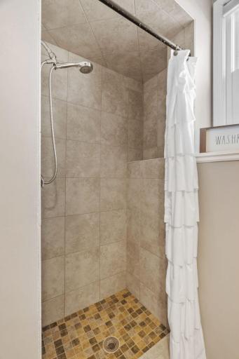 7993 Greenwood Drive, Saint Paul, MN 55112