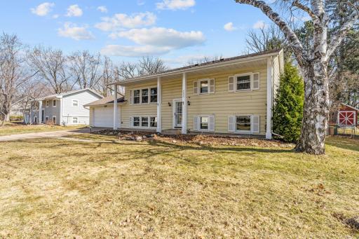 7993 Greenwood Drive, Saint Paul, MN 55112