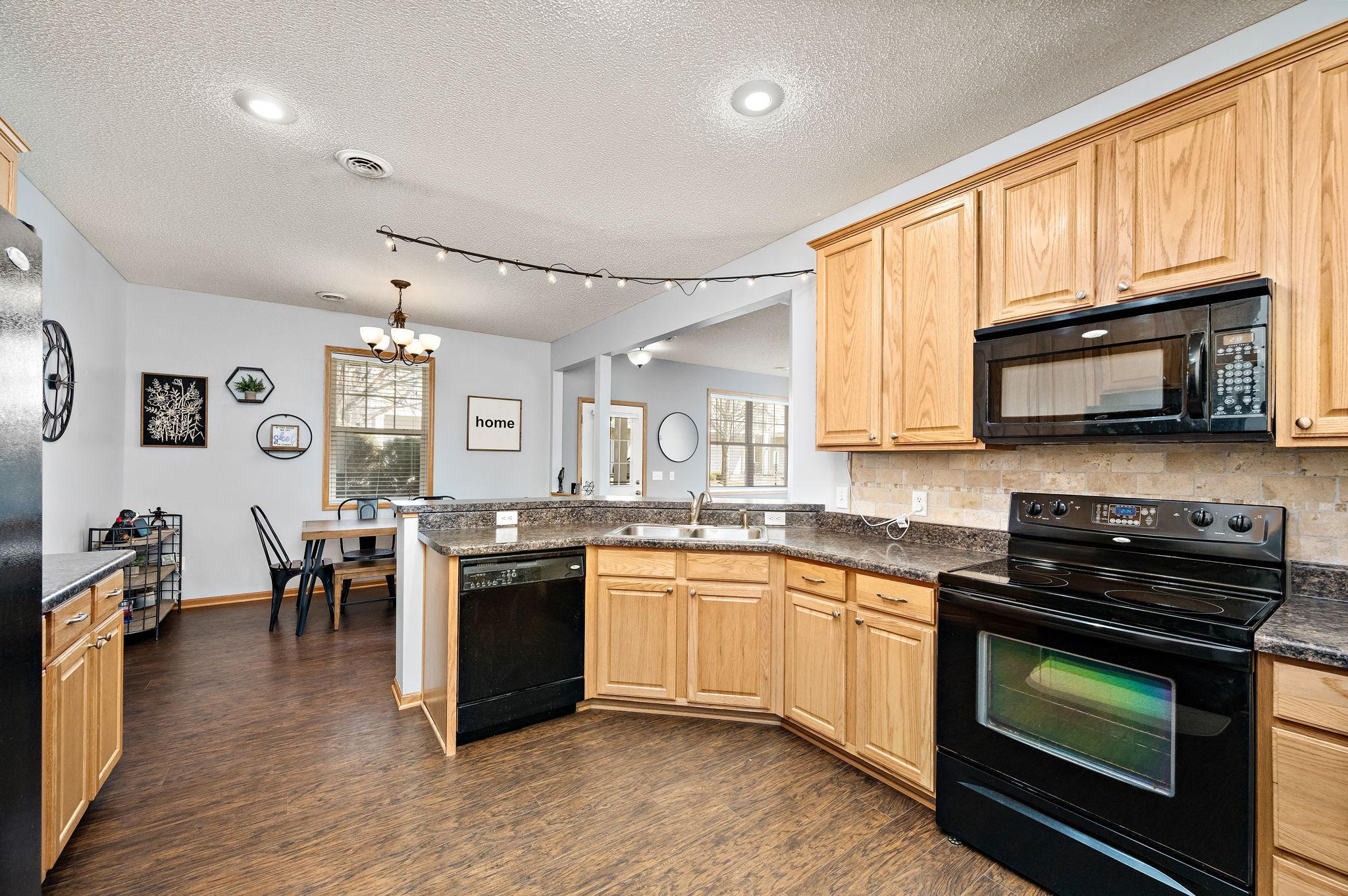 Look at that counter space