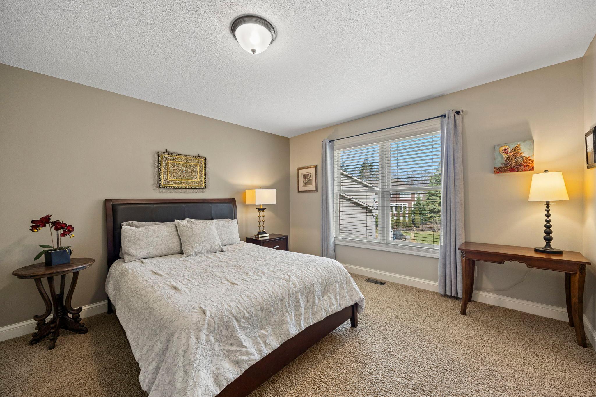 73-web-or-mls-2020 Edgewood Ct-495.jpg