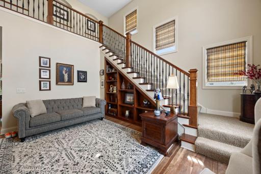 2020 Edgewood Court, Chanhassen, MN 55317
