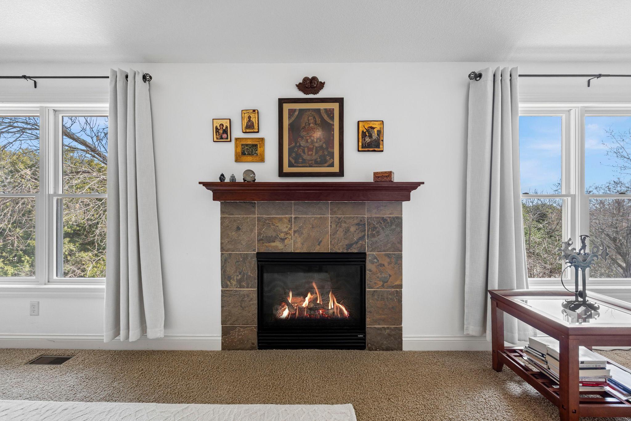 81-web-or-mls-2020 Edgewood Ct-580.jpg