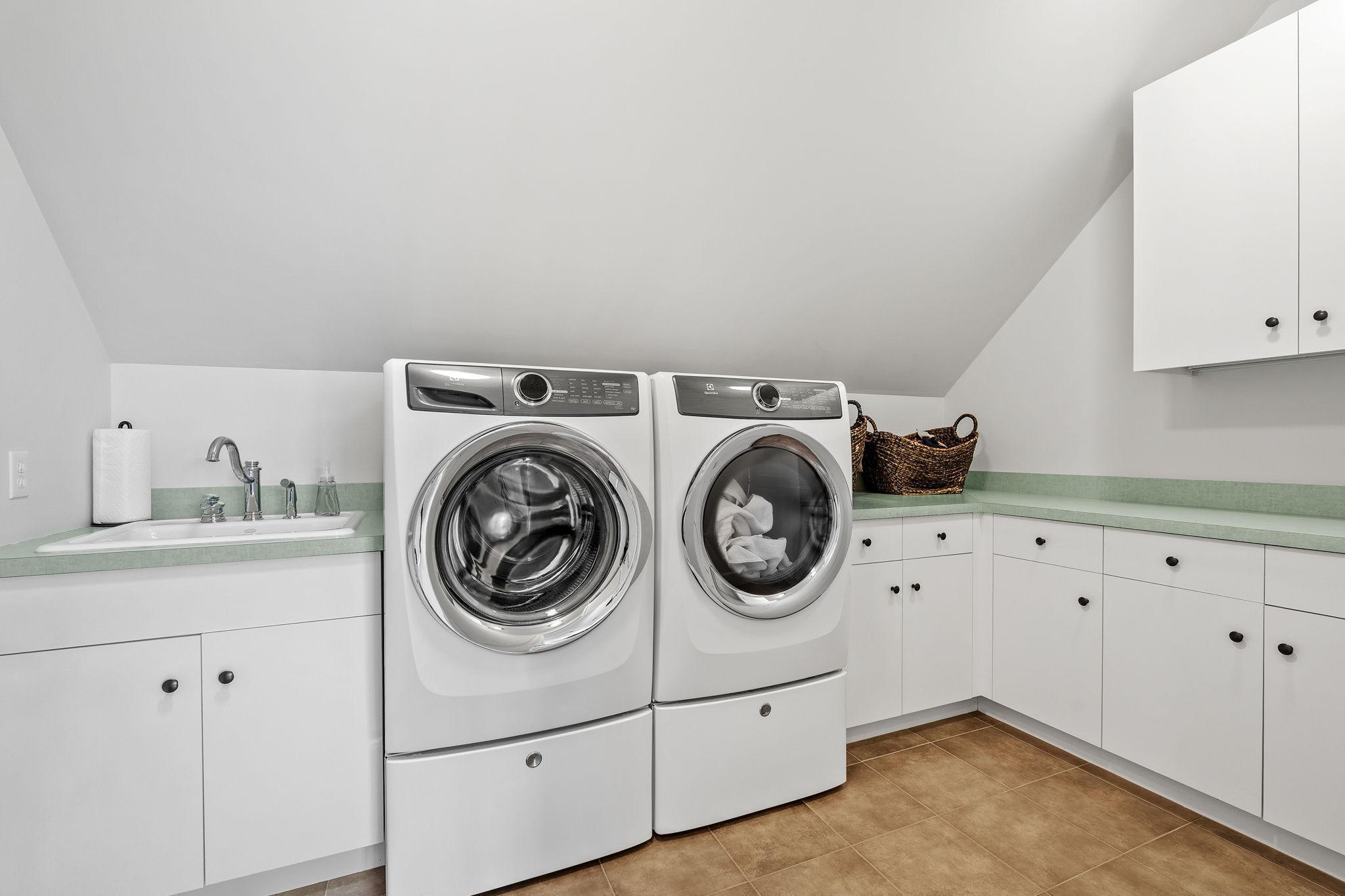 114-web-or-mls-2875 Gale Rd-97.jpg