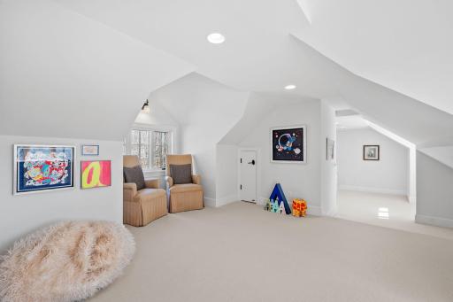 122-web-or-mls-2875 Gale Rd-110.jpg