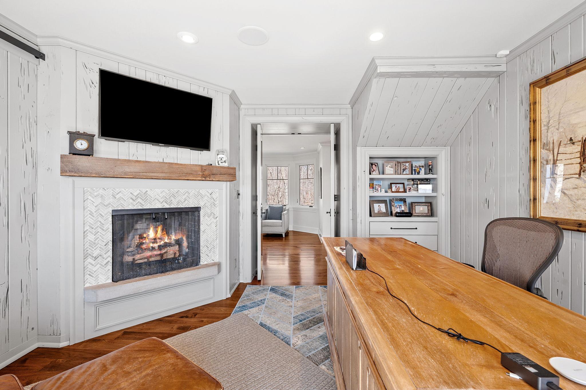 81-web-or-mls-2875 Gale Rd-81.jpg