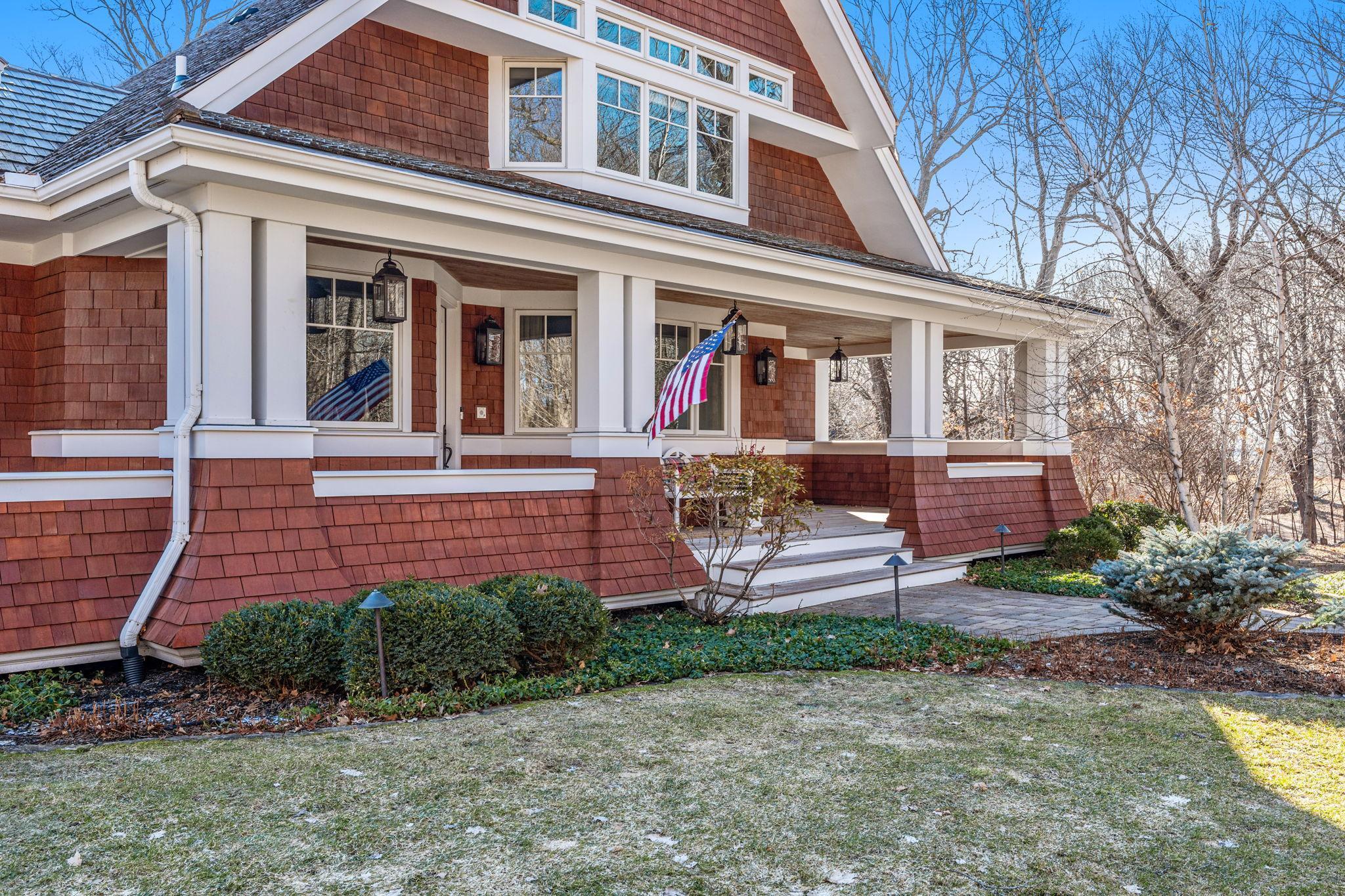 7-web-or-mls-2875 Gale Rd-7.jpg