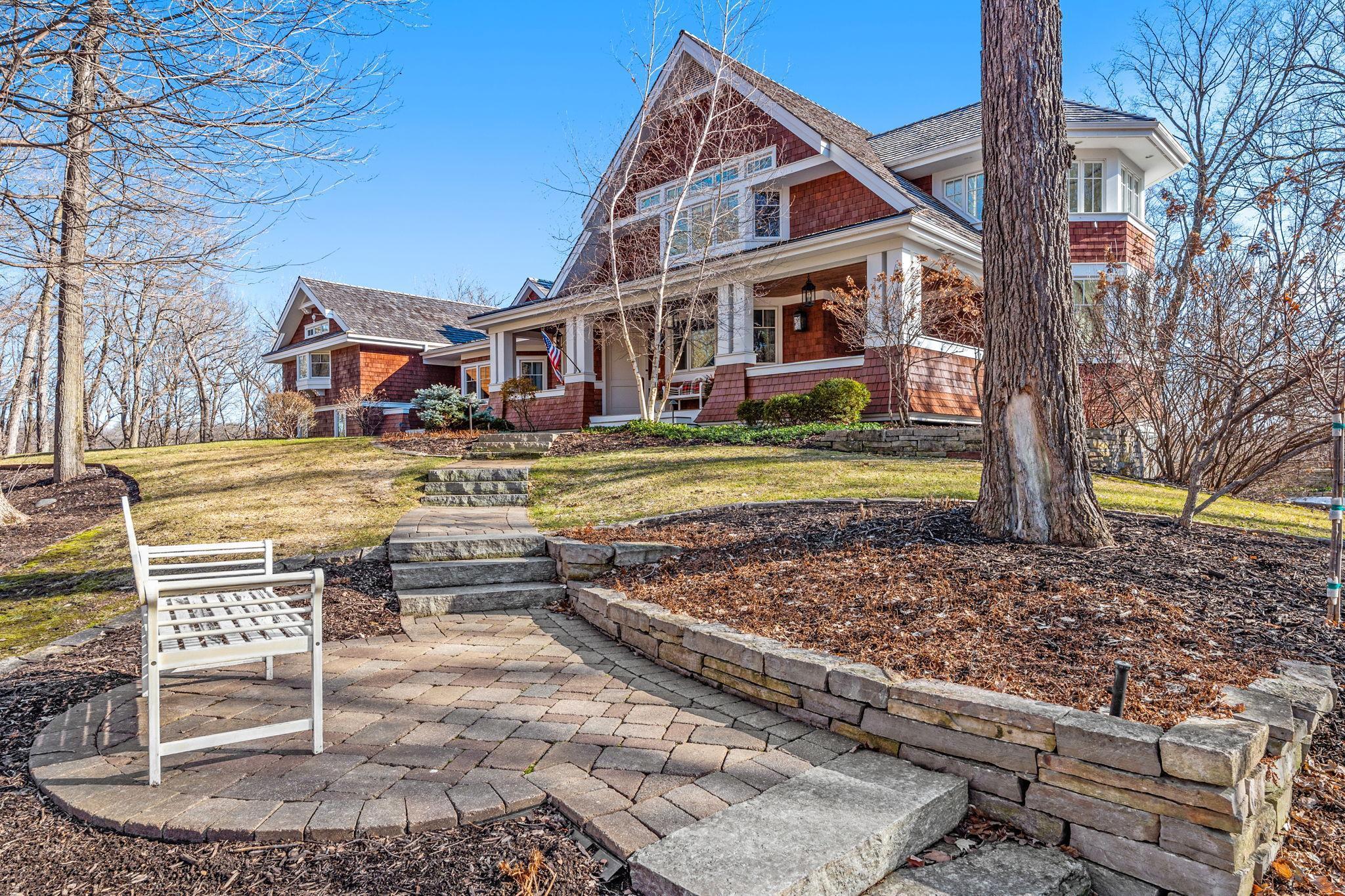 4-web-or-mls-2875 Gale Rd-4.jpg