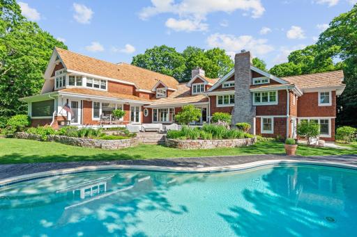 19-web-or-mls-2875 Gale Rd Exterior-19.jpg