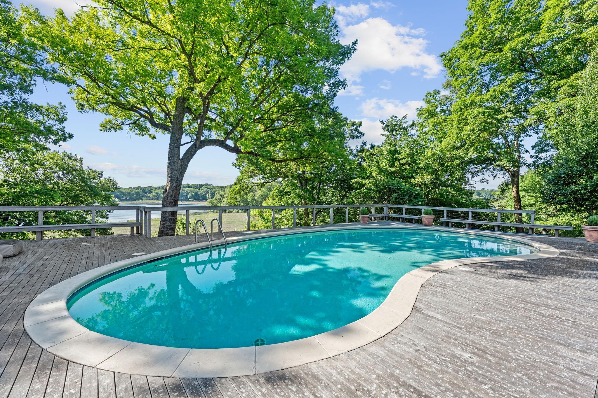 15-web-or-mls-2875 Gale Rd Exterior-15.jpg