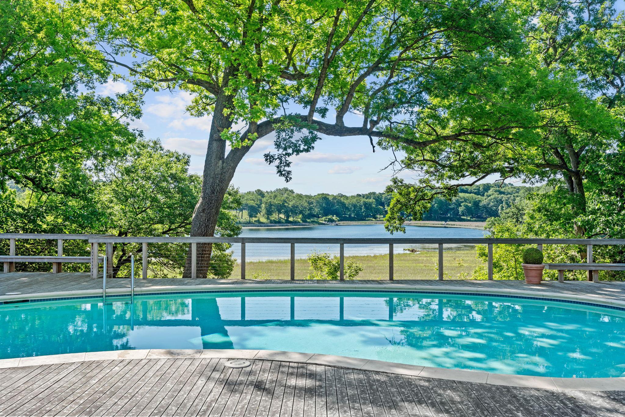 16-web-or-mls-2875 Gale Rd Exterior-16.jpg