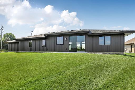 3401 Wildflower Road S, Saint Cloud, MN 56301